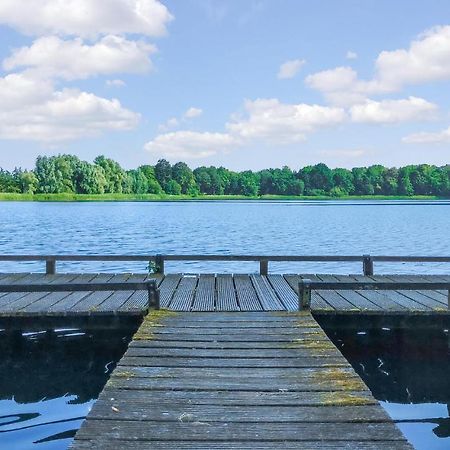 Nice home in Heinkenszand with Outdoor swimming pool, Sauna&1 Bedrooms Buitenkant foto