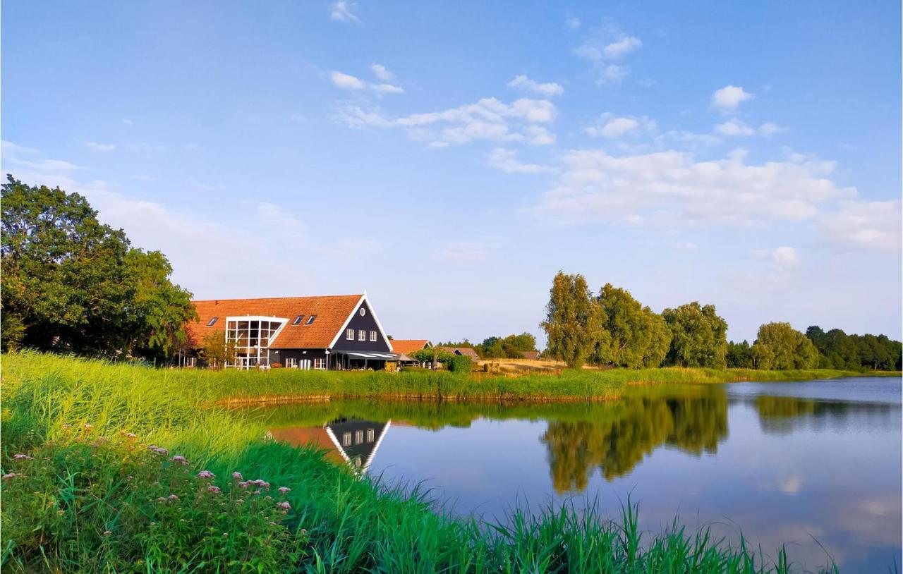 Nice home in Heinkenszand with Outdoor swimming pool, Sauna&1 Bedrooms Buitenkant foto